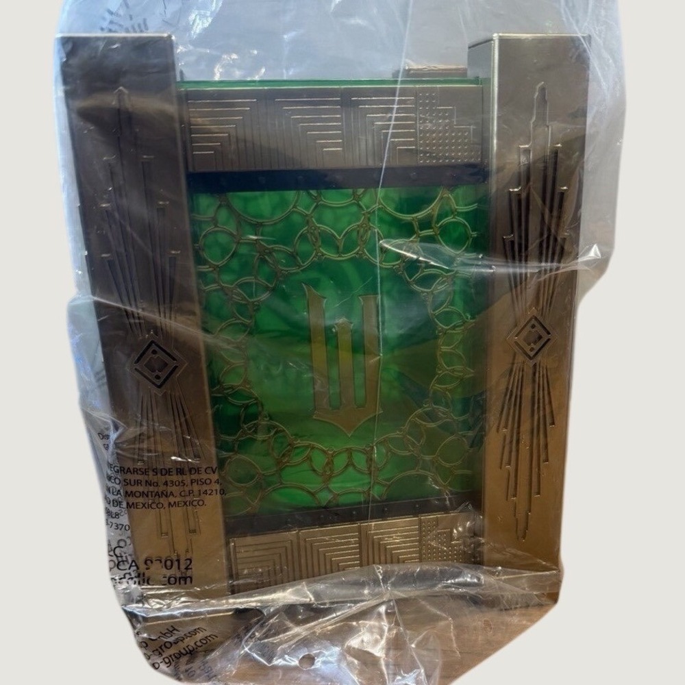 NEW Wicked Regal Cinemas Exclusive Light-Up‎ Lantern Popcorn Bucket 2024